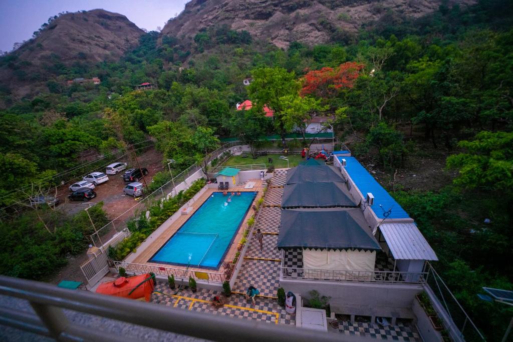 Indradhanush Hill Resort
