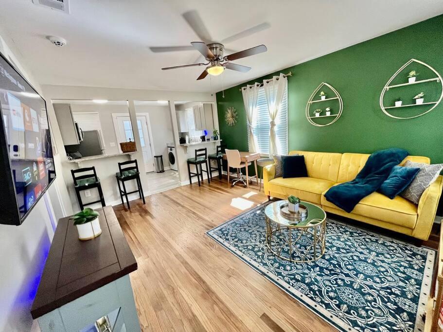 Plush Downtown ATL 2BD Home w/ FREE PKNG