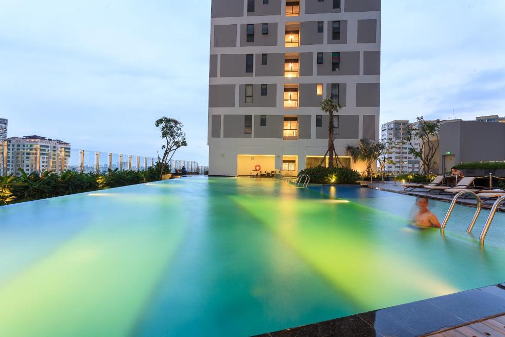 REM Rivergate Garden Pool Signature - Free Airport Roundtrip for 3 Nights Booking