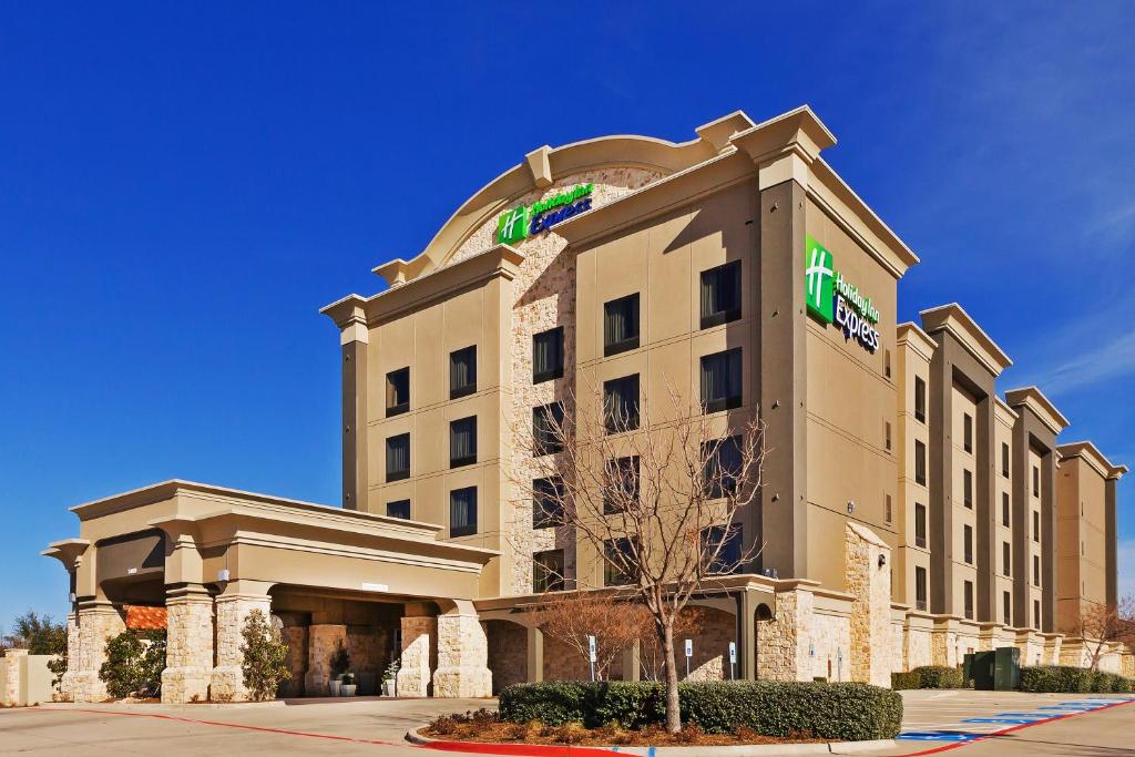 Holiday Inn Express Frisco Legacy Park Area, an IHG Hotel